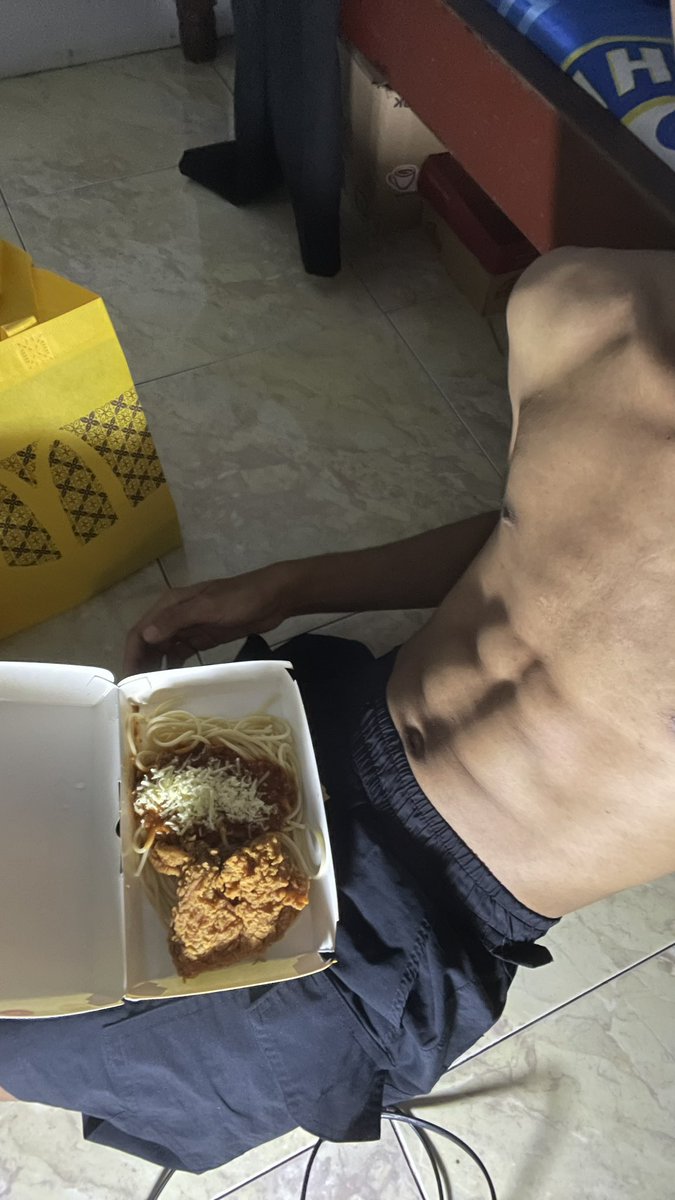Indomiegoreng tweet media