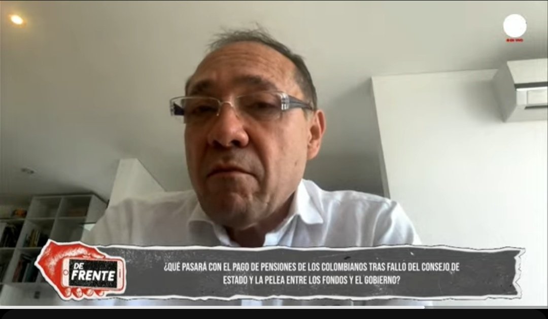 "Si la <a href="/CConstitucional/">Corte Constitucional</a> no decide, este tema pensional tendrá que ser llevado a una Constituyente. (...) El señor Ibáñez de demoró 6 meses mamándole gallo al país. Este asunto se desbloquea con el poder constituyente. (...) Hasta agosto tendríamos para recoger 10 millones de