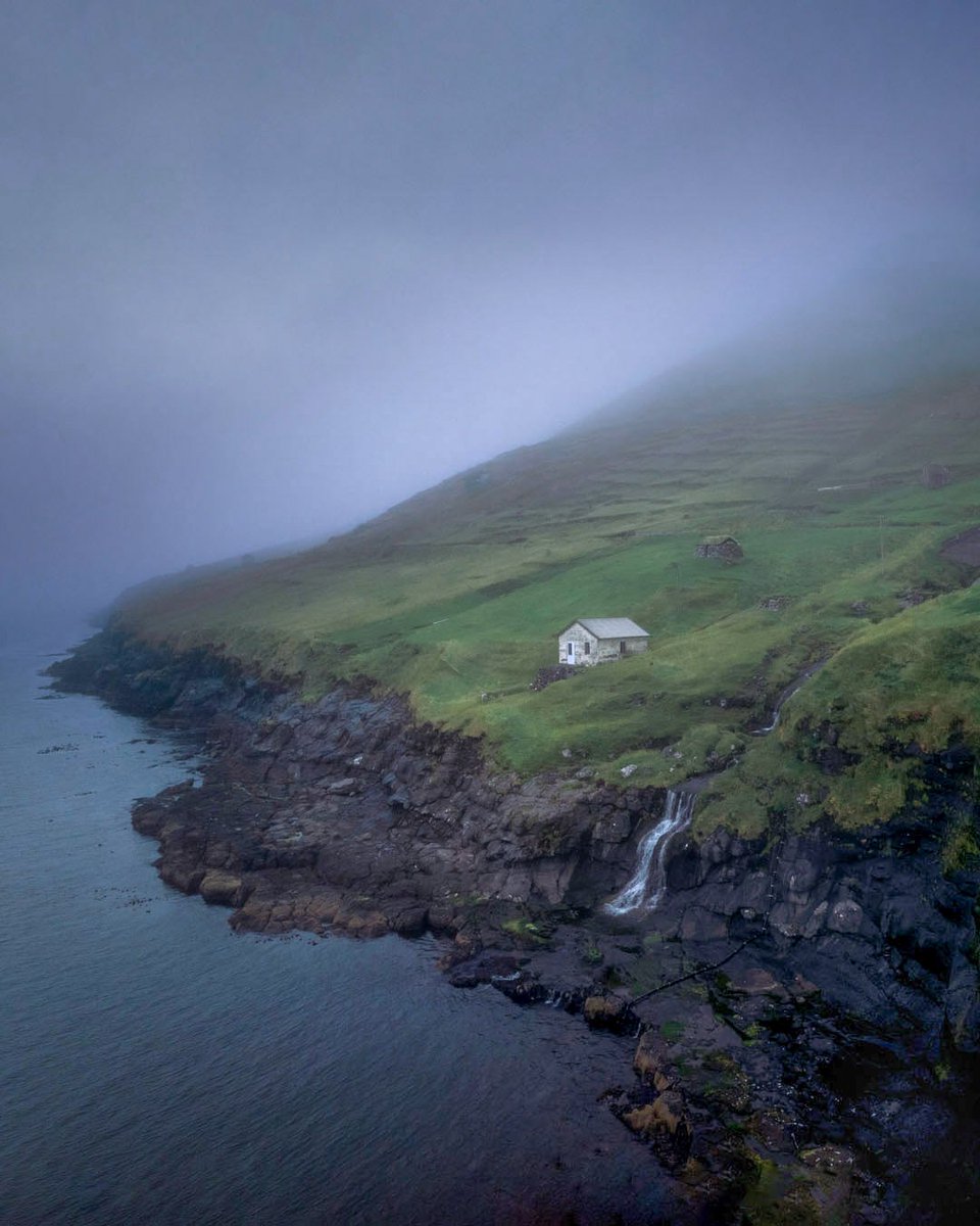 IlicImages's tweet photo. A quiet shore waking from the morning fog
Kunoy Island, Faroe Islands 

Photography tours and workshops in the Faroe Islands - https://t.co/pSgraP817Q #faroeislands https://t.co/Jnrl2PU87j