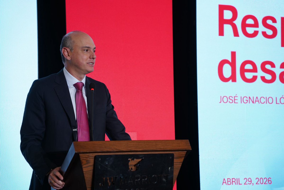 ANIFCO's tweet photo. 💰 “Colombia tiene un gran problema fiscal: el gobierno persistentemente gasta más de lo que recibe”, José Ignacio López (@JoseILopez), presidente de ANIF.

📌 Seminario ANIF | El Tiempo – Perspectivas Económicas 2026: Respuestas al desafío fiscal.

🔴 Siga la transmisión aquí: https://t.co/upHeYtRD51

#SeminarioANIF - @ELTIEMPO #ANIF #CentroDePensamientoANIF #PolíticaFiscal #Economía #Colombia
