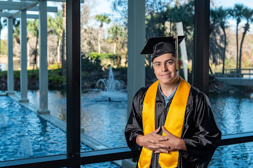 School2WorkOCPS's tweet photo. Congratulations Jayson! This #UniversalEducationCenter graduate plans to continue working at Universal Orlando while staying involved in Athletics at James Melvin Christian College. #AltEdGrads #OCPSAltEdRocks https://t.co/IryNBIlq2W