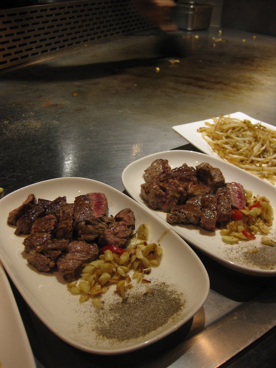 zzangIvory's tweet photo. 대만 다녀왔어요~

진천미별관                             正豪季水餃
何家人珈琲                            撰食坊鐵板燒 https://t.co/tZTqMe1WmL
