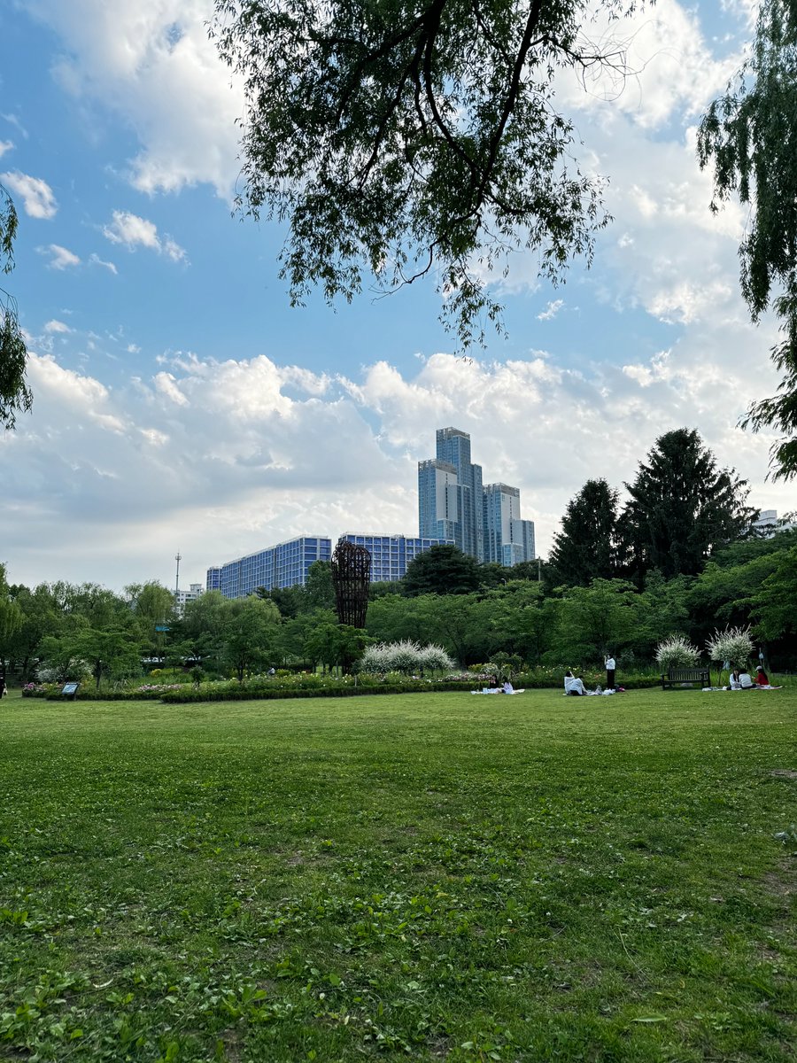 리베르 LIBER tweet media