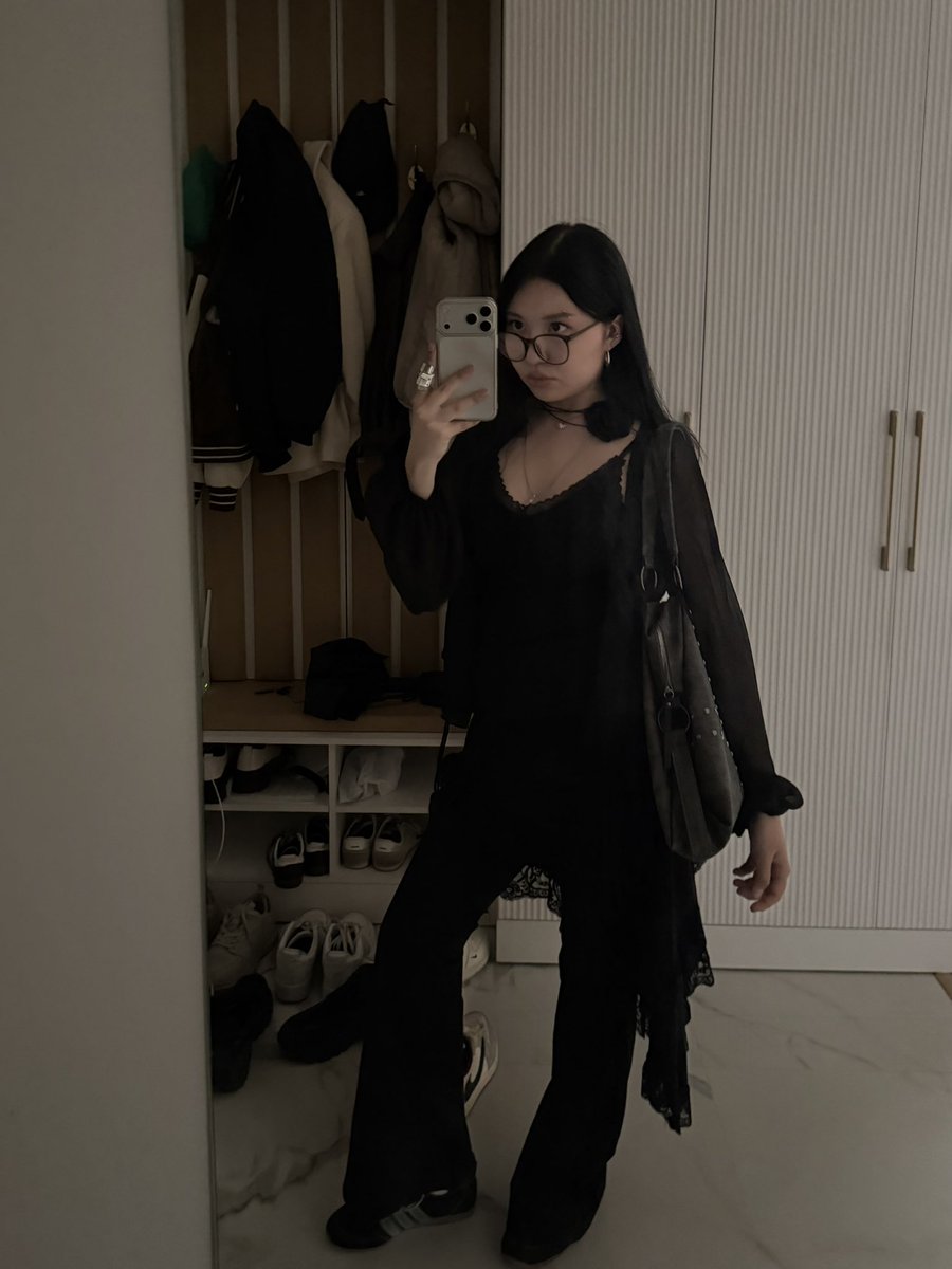 mary 🐈‍⬛ ྀིྀི tweet media