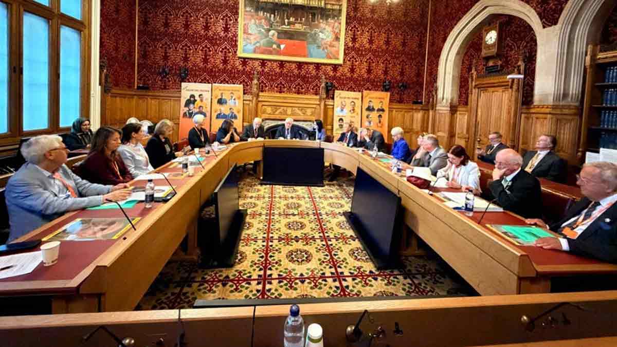 ایران آزادی tweet media