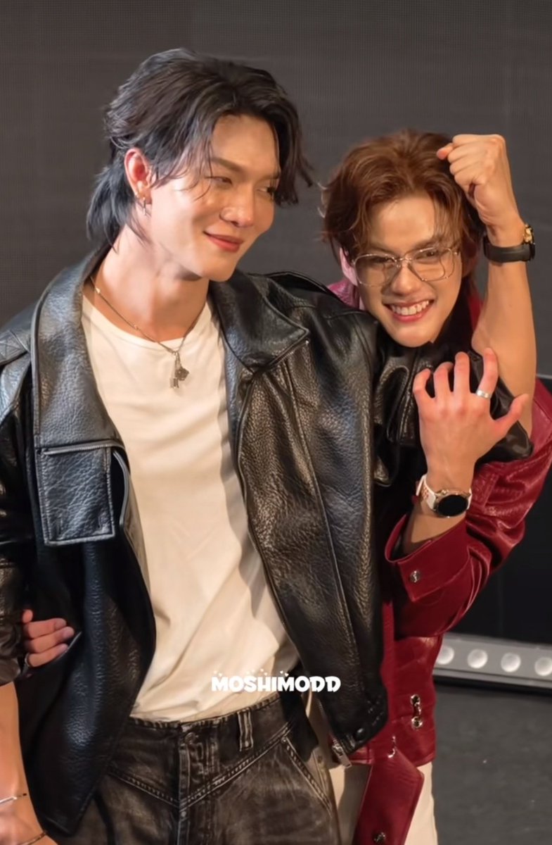 BOATOAT1A_bell✯ tweet media