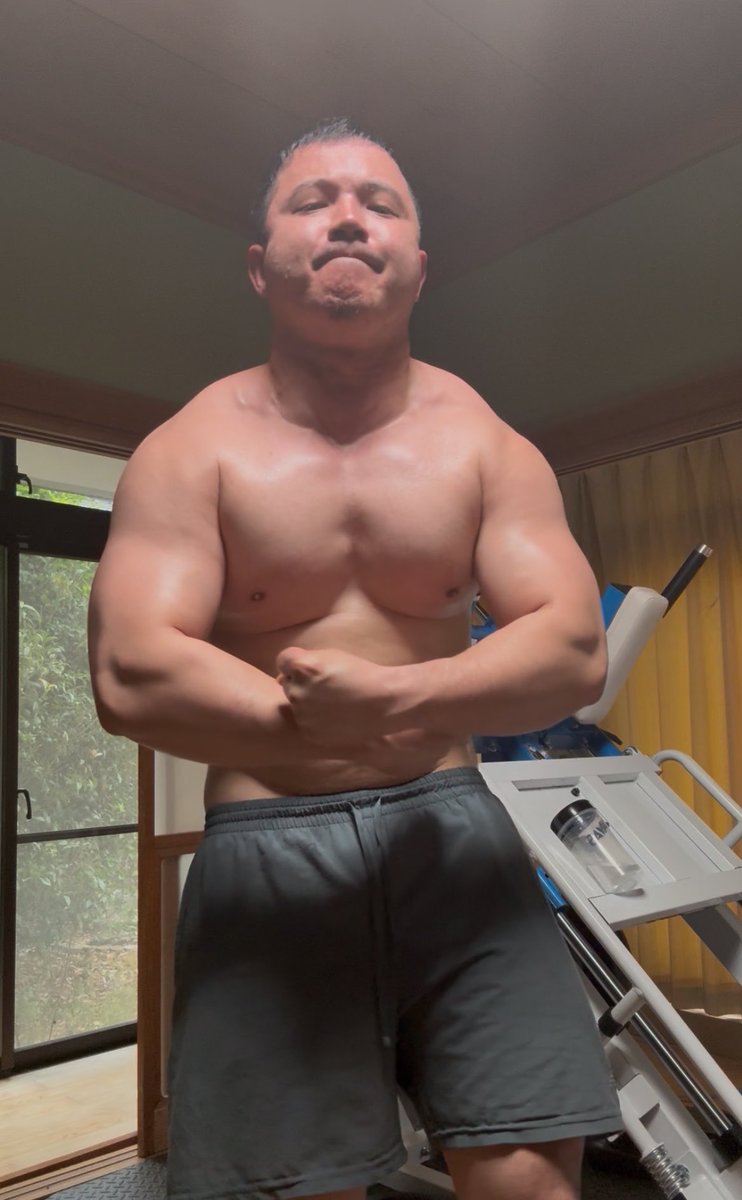 ケッシー tweet media