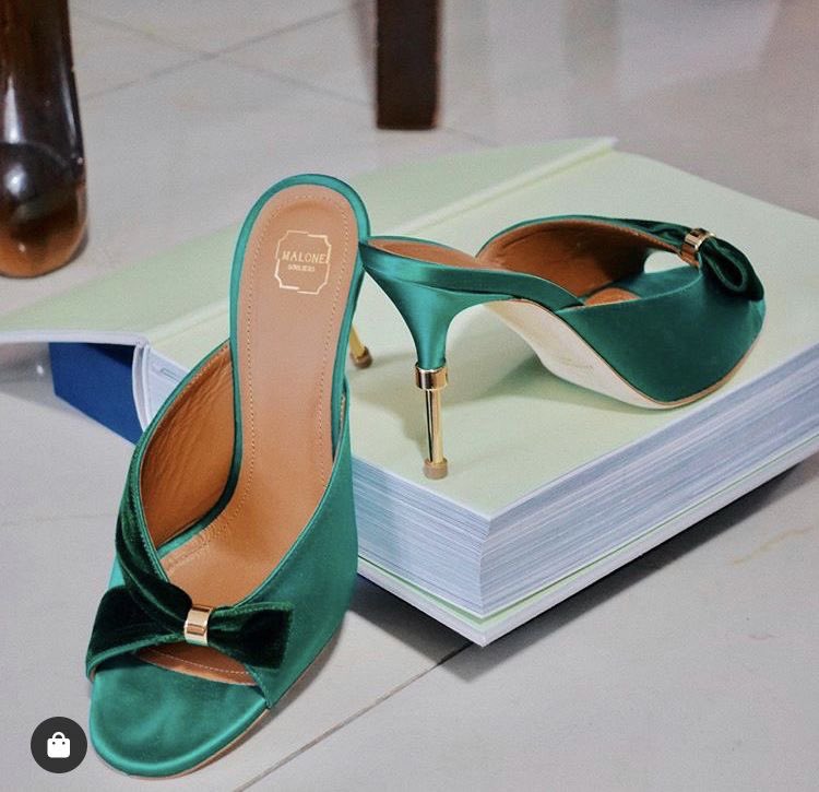 Boss_Bee_'s tweet photo. Green with envy in one of these chic collections 💚 https://t.co/ObE9Mwjb1T