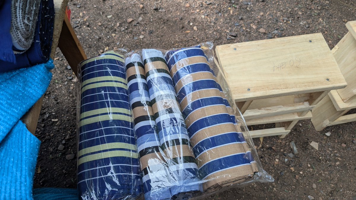 STARGhana's tweet image. #Everything changes when a young person in a border community moves from #vulnerable to skilled.
In just 4 months, 1,200 youth across 12 border communities in Northern Ghana have gained or strengthened #livelihoods — from carpentry to smock weaving, and more.
#SUREProject