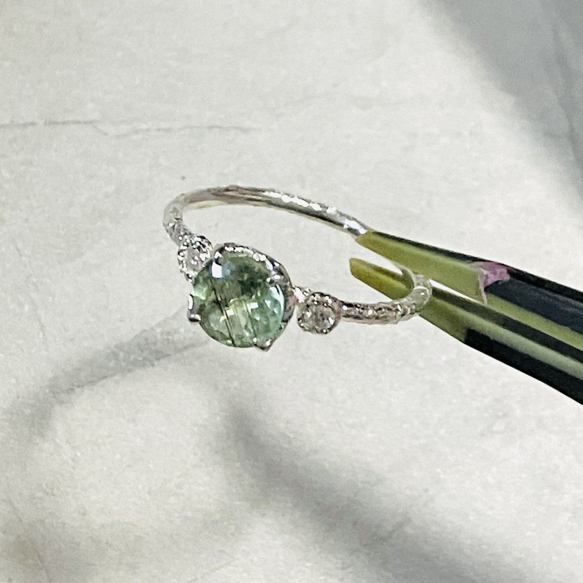 20216575zzzz's tweet image. 概念リング作ったよ✨

ルードヴィッヒアイト・イン・ペリドット

#handmade