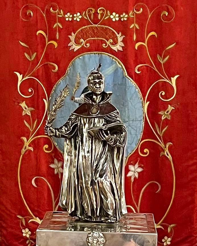 Calvario Info © tweet media