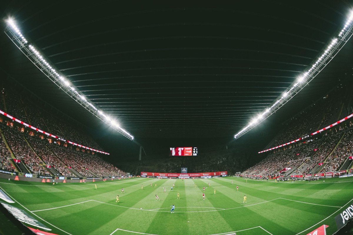 🚨 | Faltam cerca de 500 bilhetes para o SC Braga x SC Freiburg 🇩🇪, de amanhã, ESGOTAR.

Resta apenas o setor C08 (ZCEAP da casa) e os bilhetes estão apenas disponíveis para sócios, desde ontem.

Ninguém fica em casa... quando joga o Braga! 🔴⚪