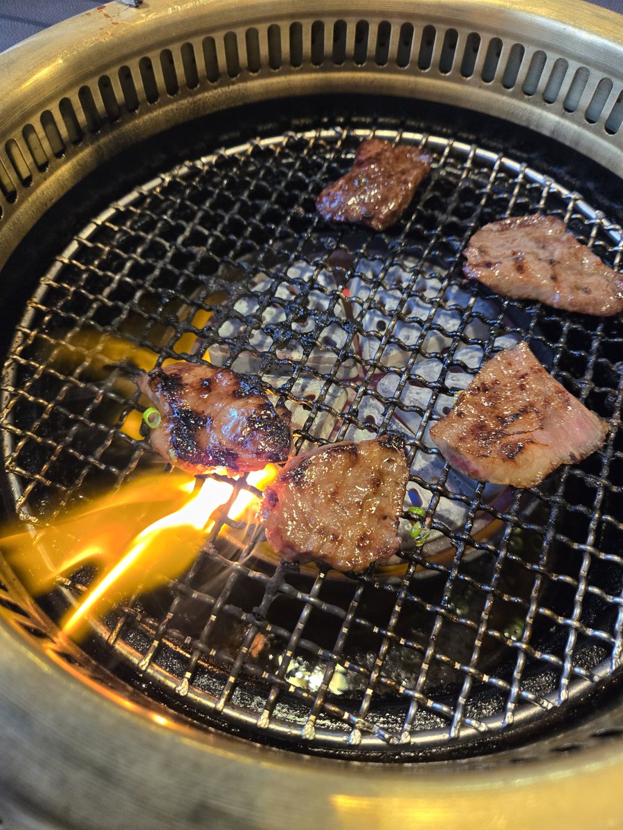 向日葵 tweet media