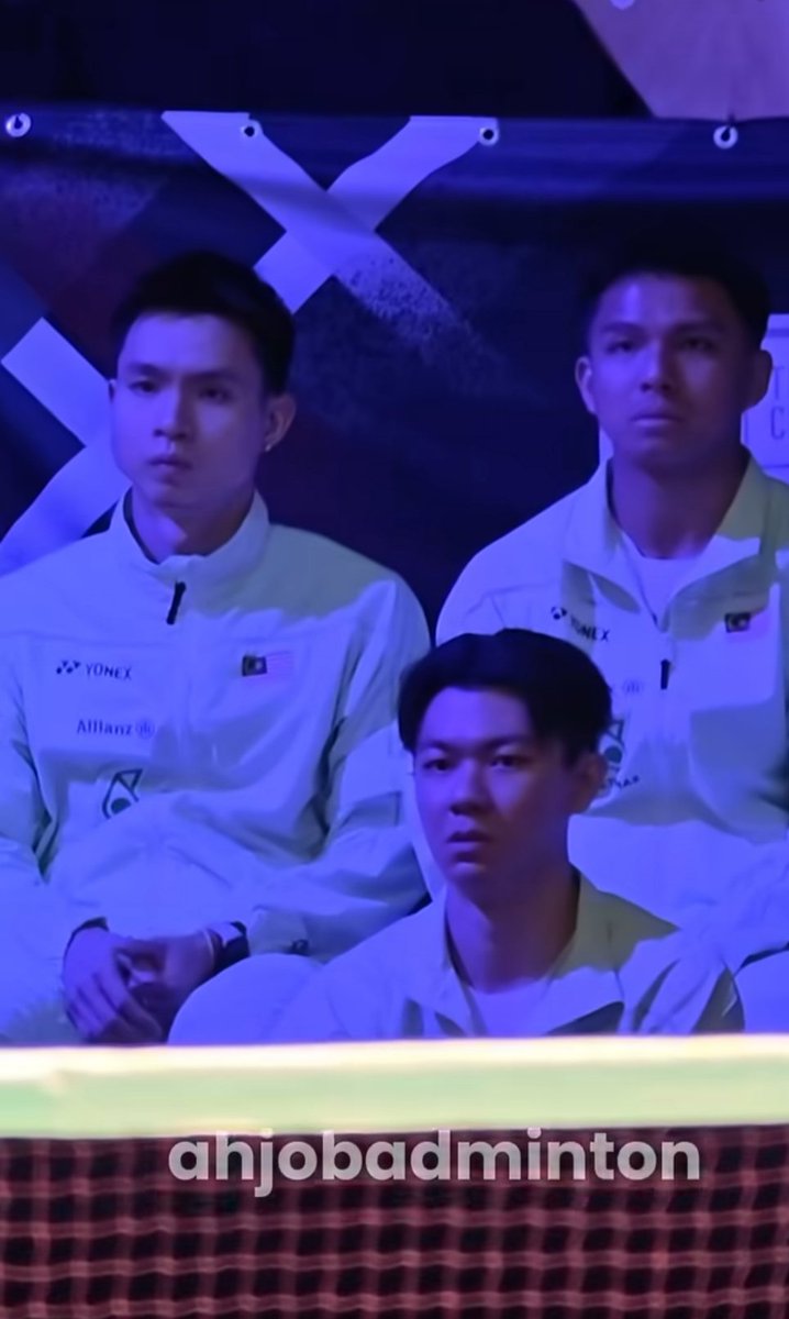 yiii_122 tweet media