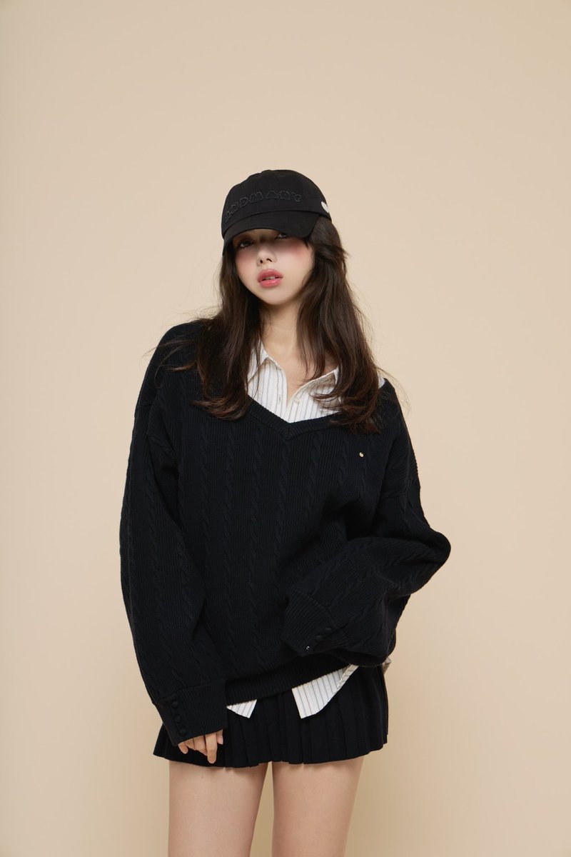 Mary logo cap color ivory/beige/black ¥6600-tax in フロントに施 Mary logo cap color ivory/beige/black ¥6600-tax in フロントに施