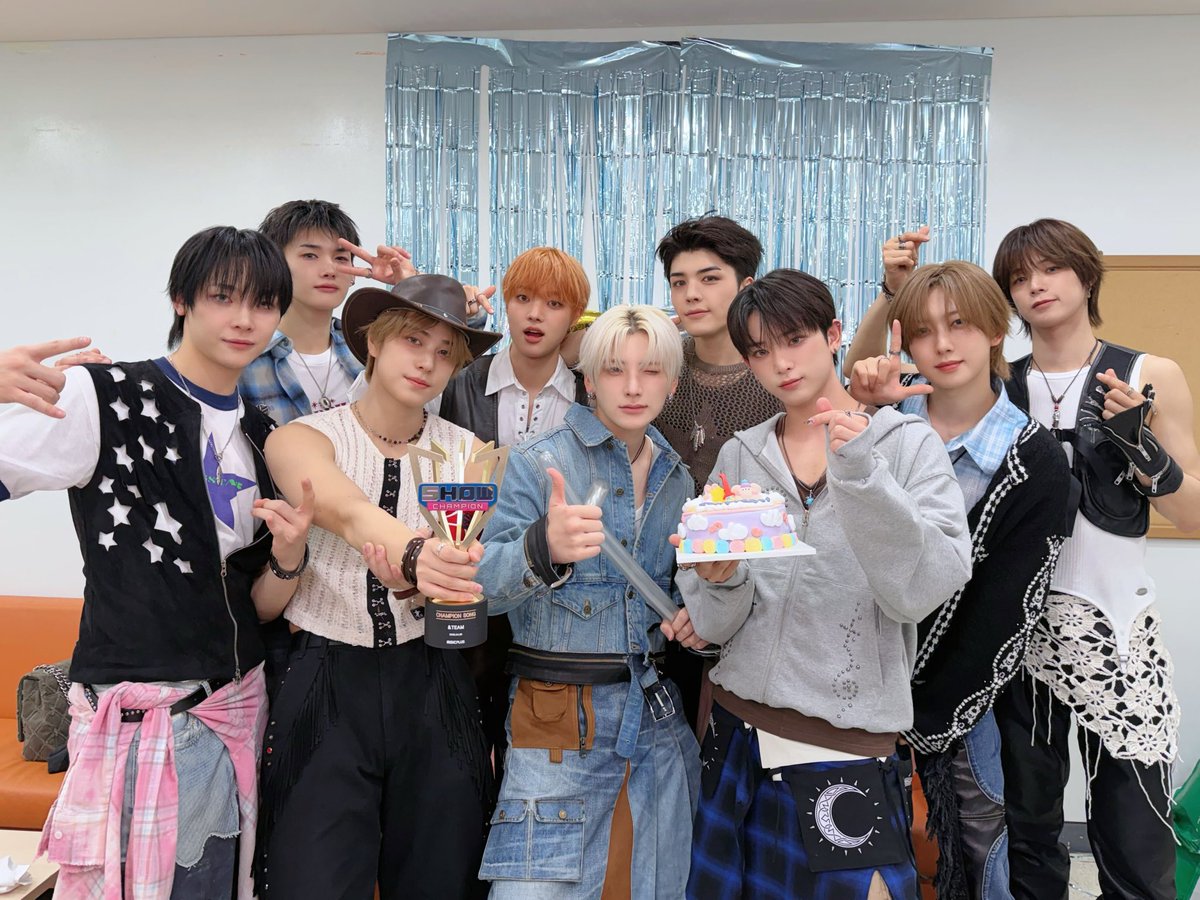 [#오늘의andTEAM] 260429
SHOW CHAMPION 

#今日のandTEAM
#andTEAM #앤팀