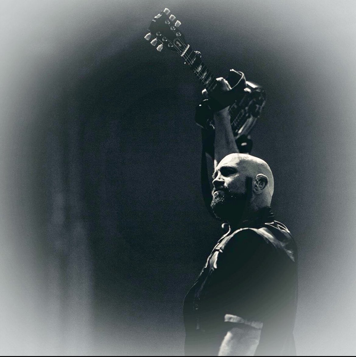 Catheri33297324's tweet image. Legend!🎸 ✨🌟✨
Miss him 🥺💔
#MarkSheehan forever loved and missed 🫶🏻🤍
✨💫🌟🎸 🕊️ 
#ArmsOpen #Always