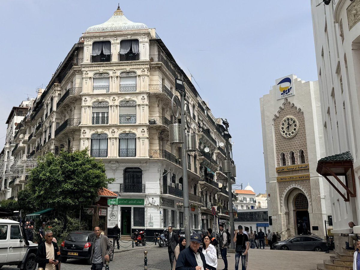 Christopher Landau tweet media