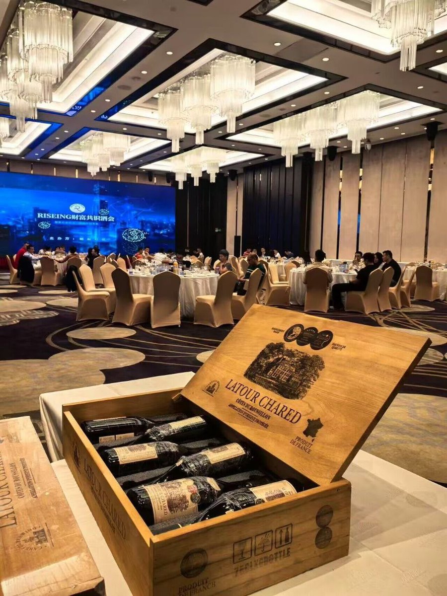 RISEING.SOL tweet media