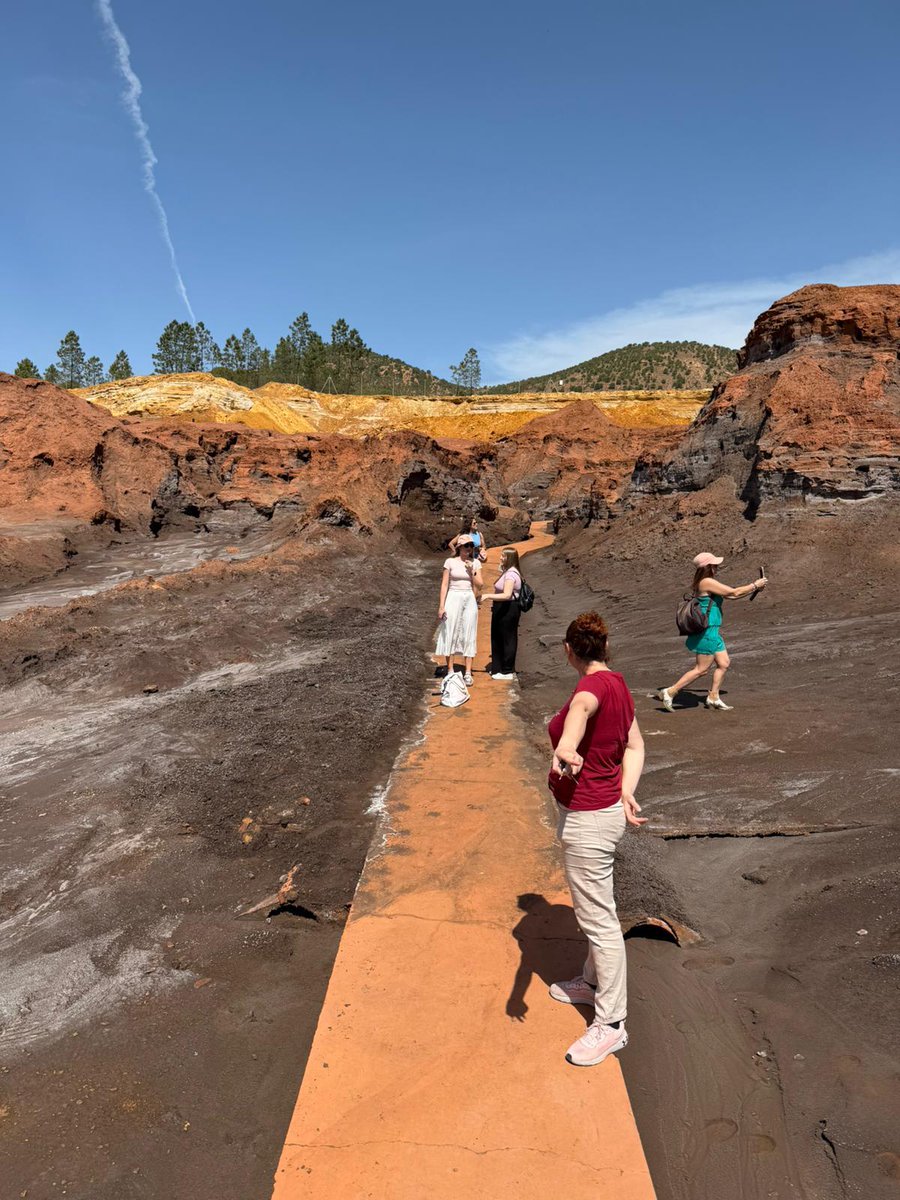 DipuHU's tweet image. 🌅🤳🌄 #Influencers de #viajes recorren la provincia de #Huelva en una experiencia para conocer sus #encantosturísticos
@destinohuelva..., por #naturaleza
📲🟥 @zapatillasviajeras @madrid4u @rubiacriolla @viajar_contigo @viajandoconmami
➕ℹ️acortar.link/Ddf1TO