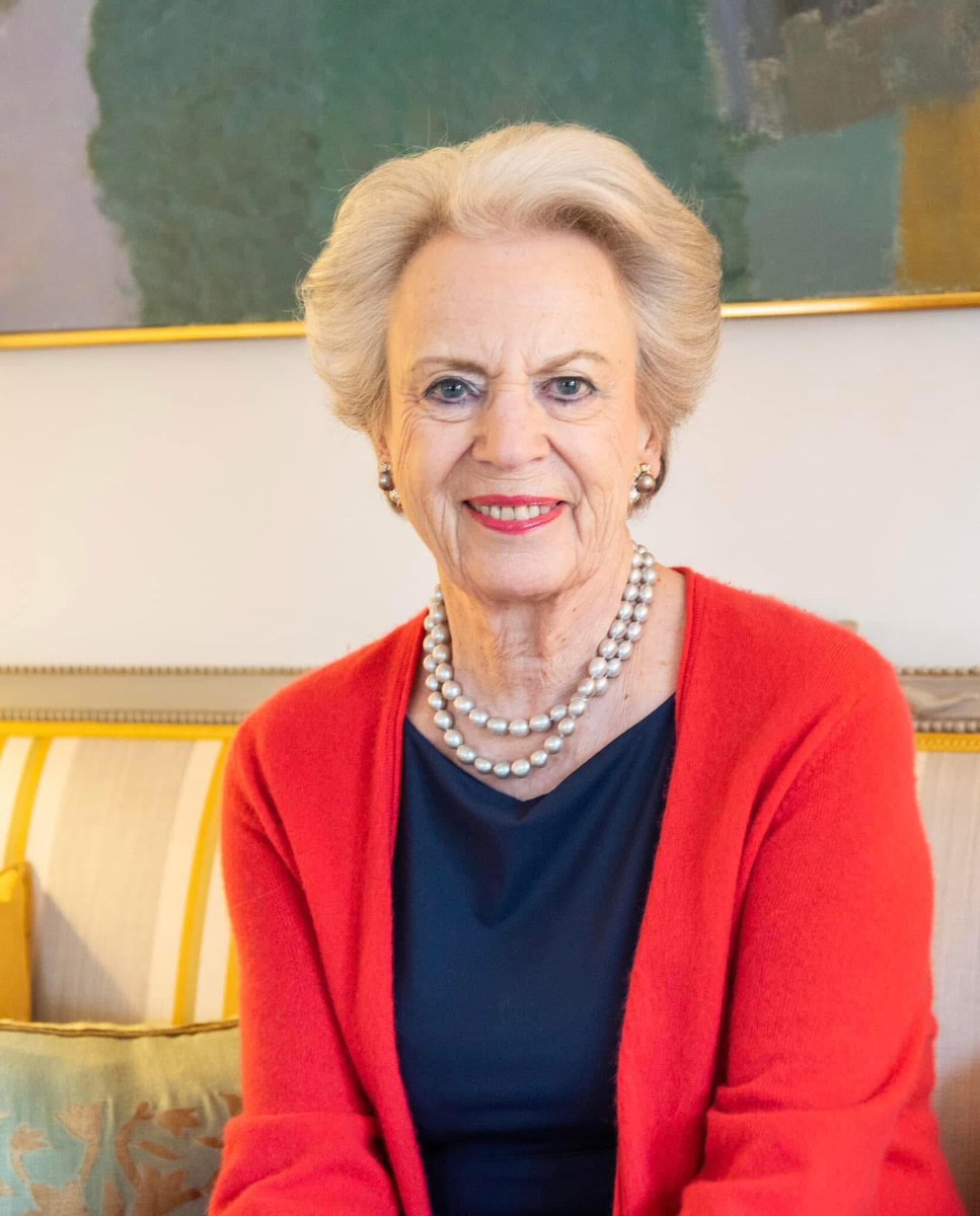 Le 29 avril 1944, 
🇩🇰 👑 🎉 Naissance de SAR la Princesse Benedikte de Danemark, Princesse de Sayn-Wittgenstein-Berlebourg.
Elle est la 2 ème fille de LLMM le Roi Frederic IX (1899-1972) et la Reine Ingrid de Danemark, née SAR la Princesse Ingrid de Suède (1910-2000).