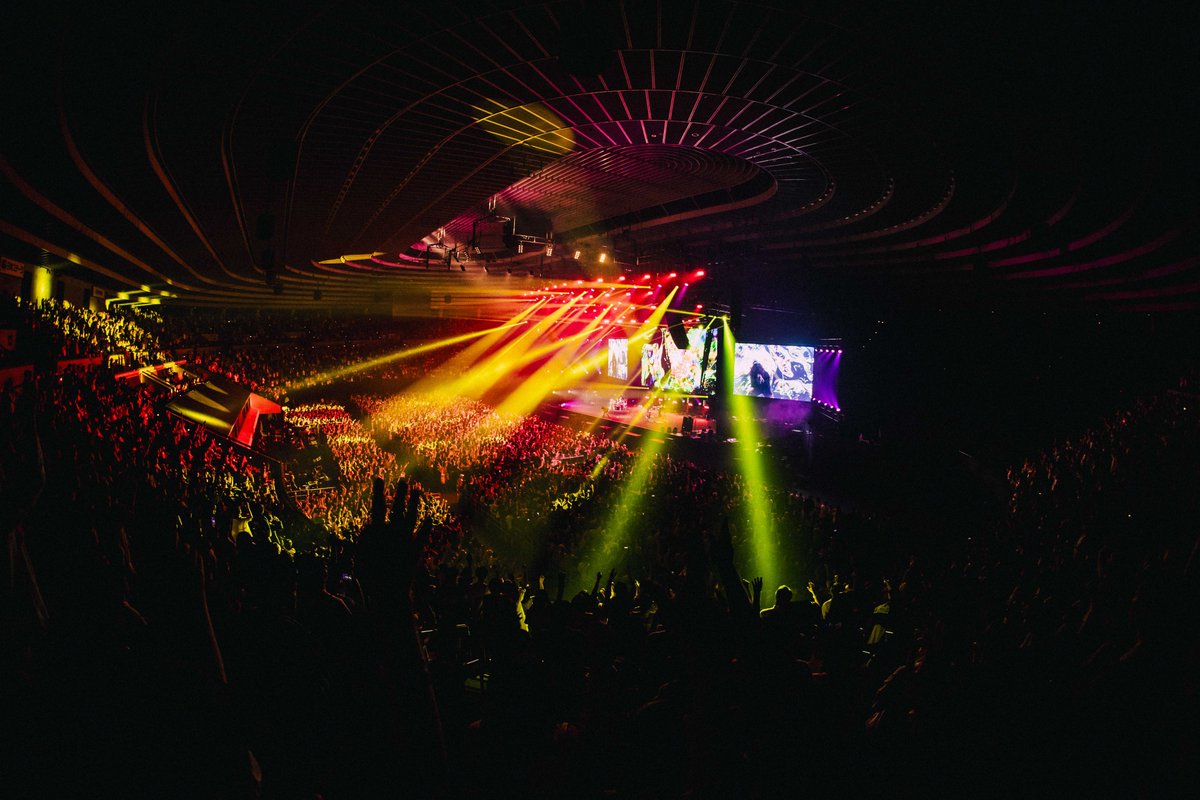 #FM802 SPECIAL LIVE 
紀陽銀行 presents REQUESTAGE 2026  

4/29(水・祝)📍大阪城ホール

2組目に #キタニタツヤ が登場✨
<a href="/TatsuyaKitani2/">キタニタツヤstaff</a> 

今日の様子は、後日 #FM802 #リクステ 特番
5/31(日)20:00～にて一部O.A.📻

📸桃子 <a href="/momoko_8k/">桃子</a>

🔗funky802.com/requestage/