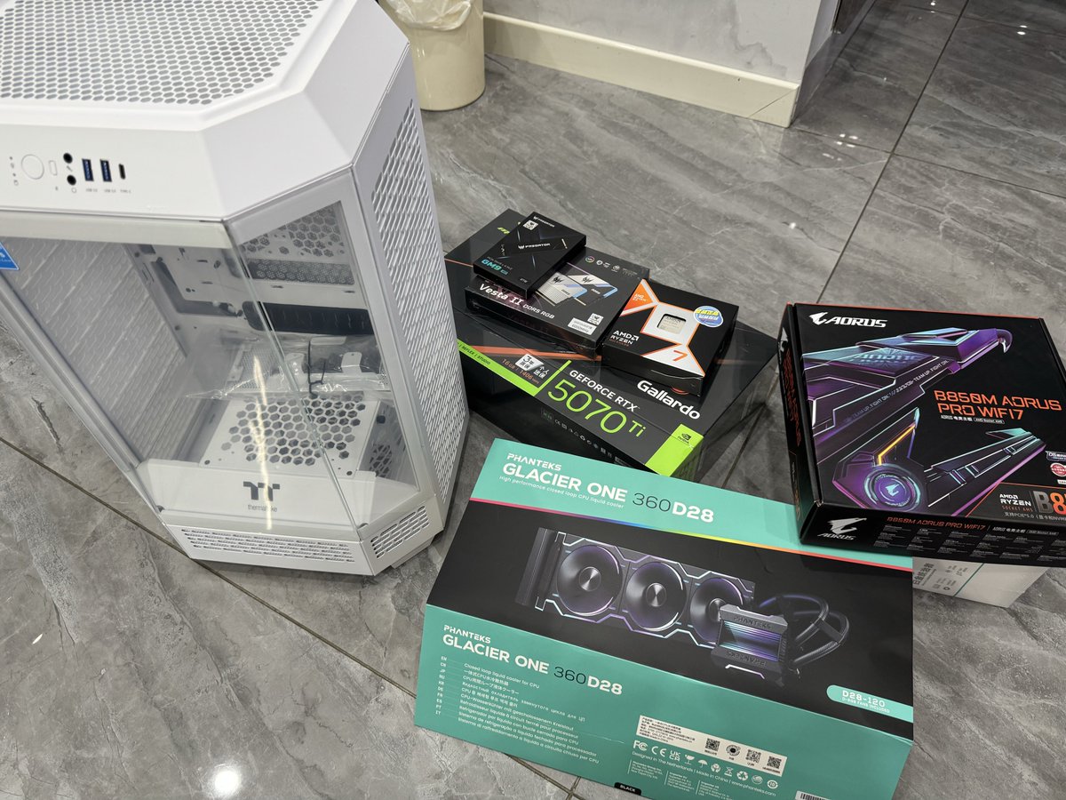 秋| 1000X GEM （恩师狸猫） tweet media