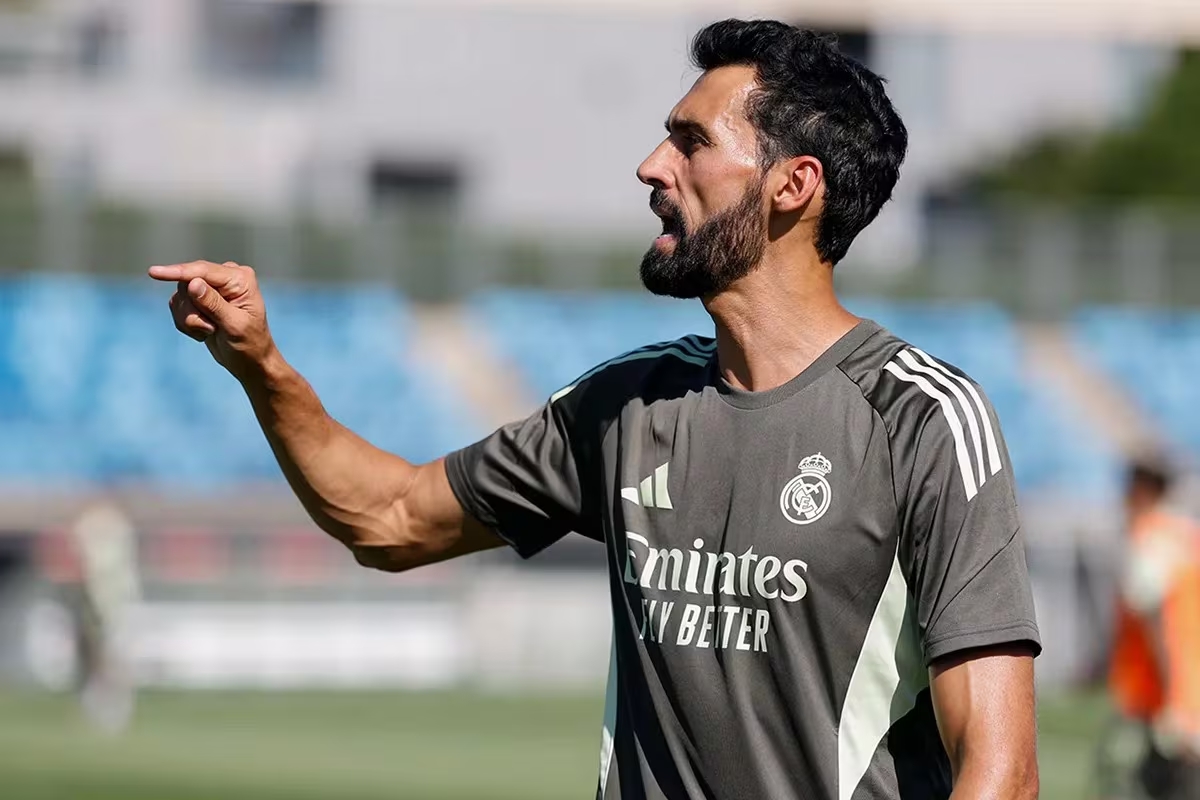 🚨 El Real Madrid NO ENTRENA HOY

Se les ha dado un día de descanso a los jugadores

De verdad, que como está siendo la temporada, qué menos que disimulen un poco. Aunque sea por vergüenza torera...
