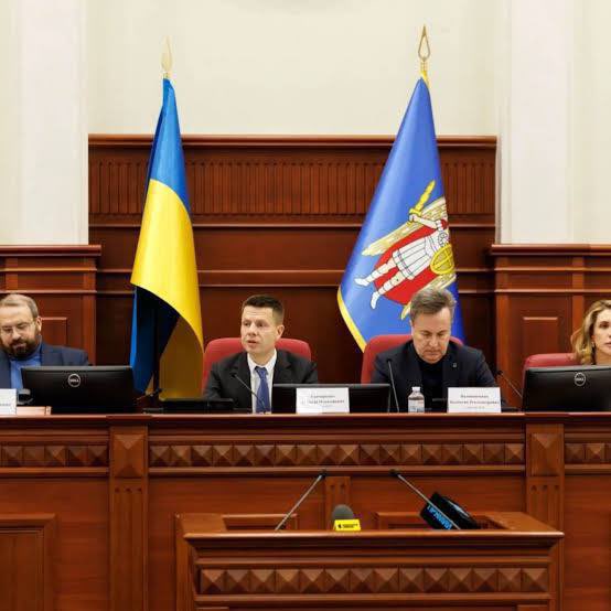 Європейський Кіт tweet media
