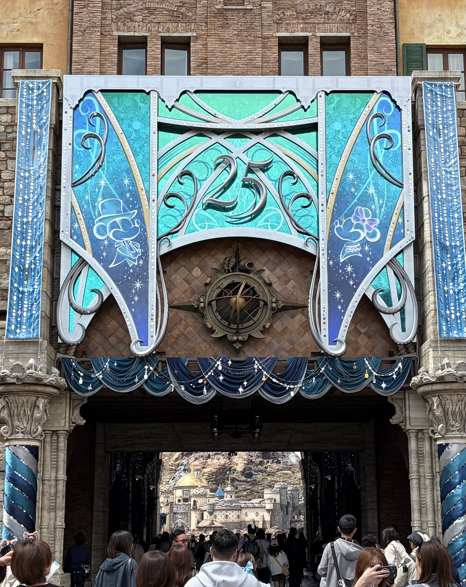 mi821040's tweet photo. 2026.4.27 DisneySea✨
#東京ディズニーシー25周年 https://t.co/Y5fvtHEYOc