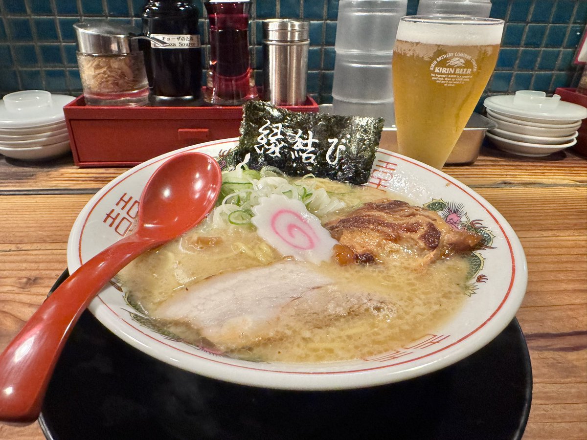 스투마 tweet media