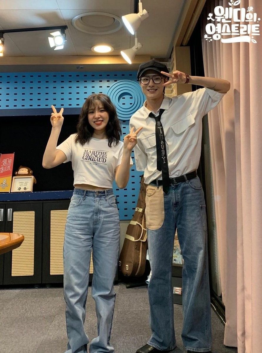 wmmdz's tweet photo. 지금 숨이 터억터억 막혀옴
꾸에엑 https://t.co/uWMQ4Rgk8q