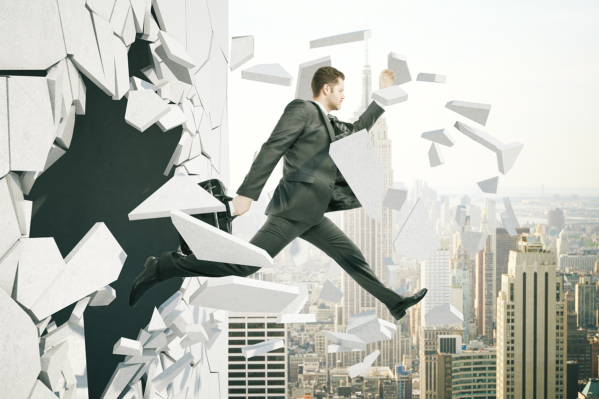 diogopaseto530's tweet image. "When you’re in a team meeting and accidentally mute everyone… but then someone starts a meme about it in the group chat  #WorkFail #TeamVibes"