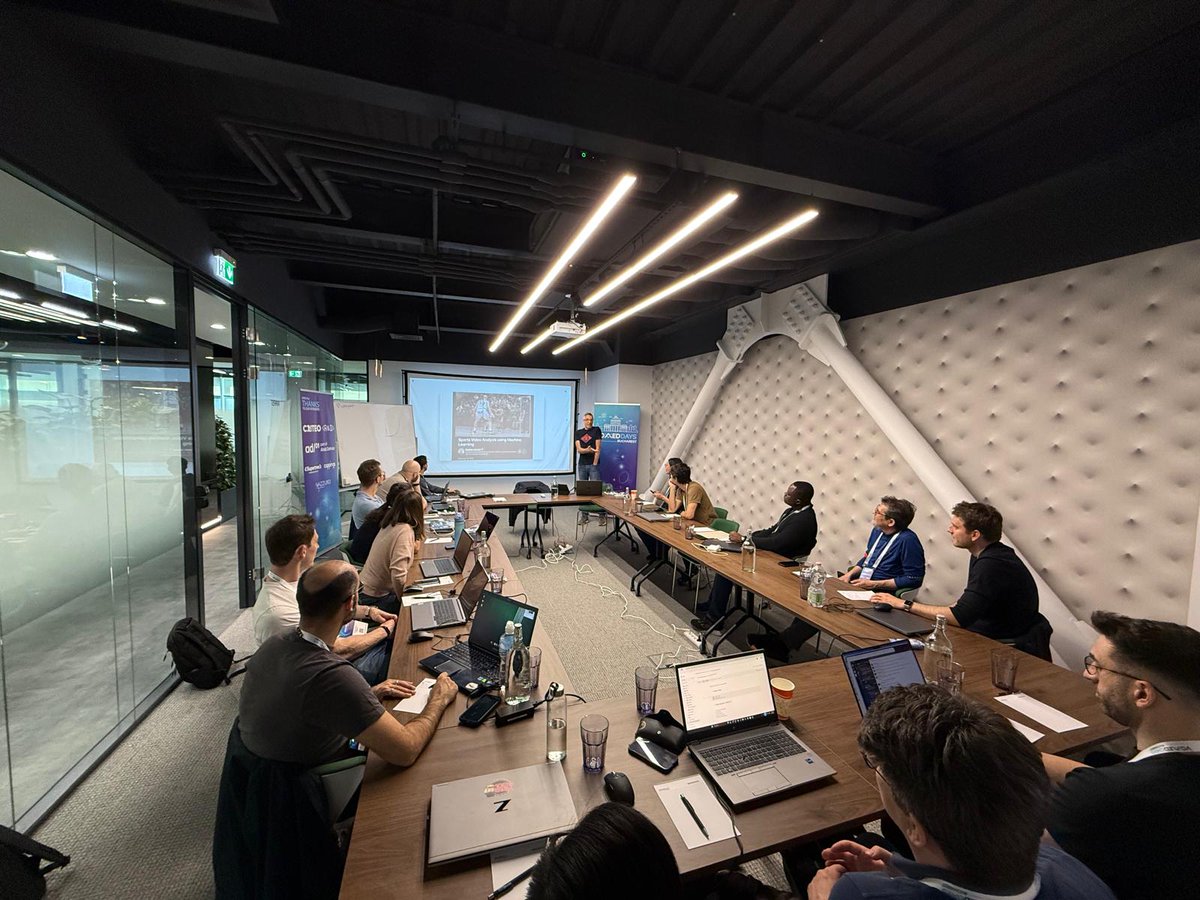 Stephan Janssen ☕️🧠🧞‍♂️ tweet media
