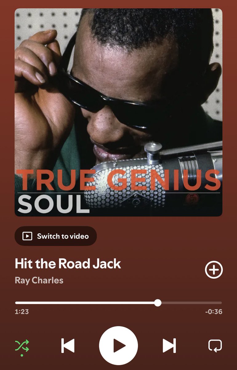 cher 🦖 tweet media