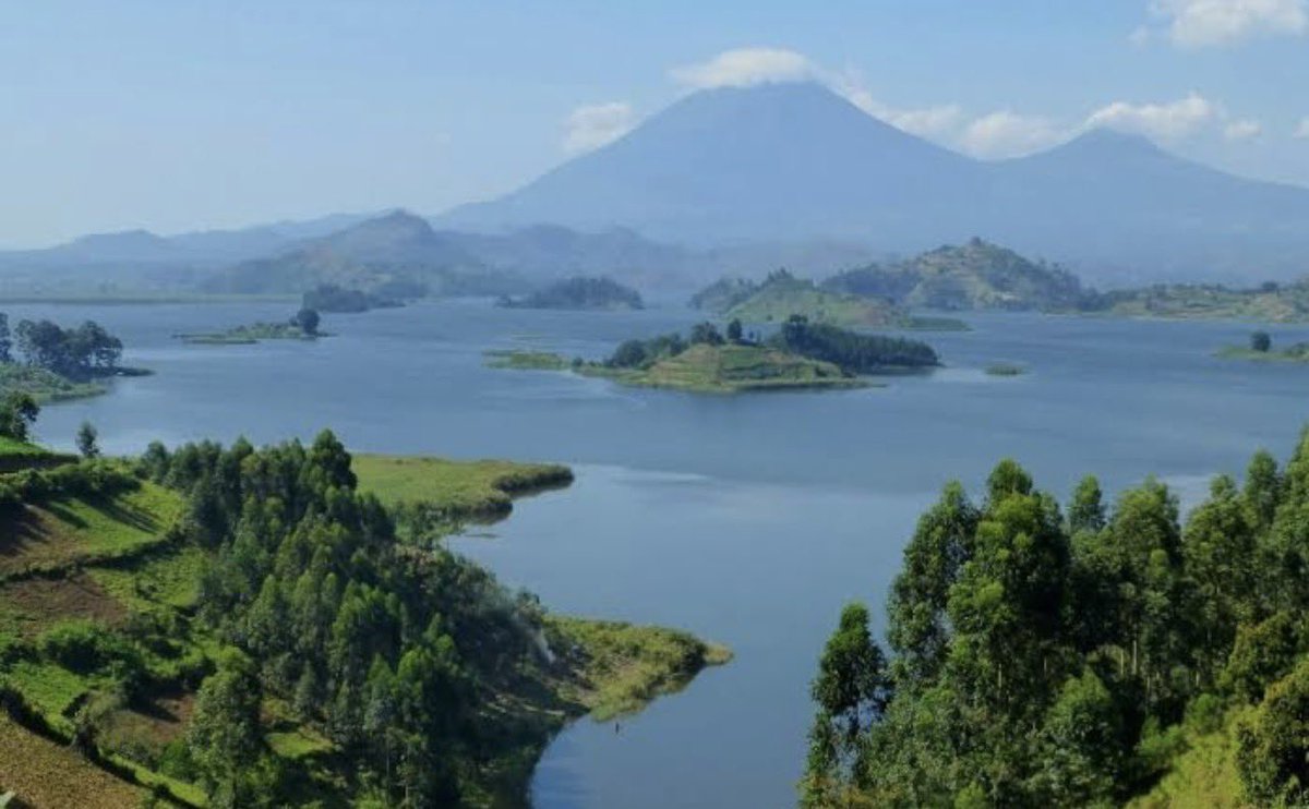 Virunga Gorilla trail Marathon is the only ITRA Certified trail in the region,a unique trail offering refreshing picturesque natural beauty of Lake Mutanda Lake Mulehe the only twin Lakes Chahafi and Lake Kayumbu 

turaje turaje!

#virungagorillamarathon2026 
#runexploreconserve