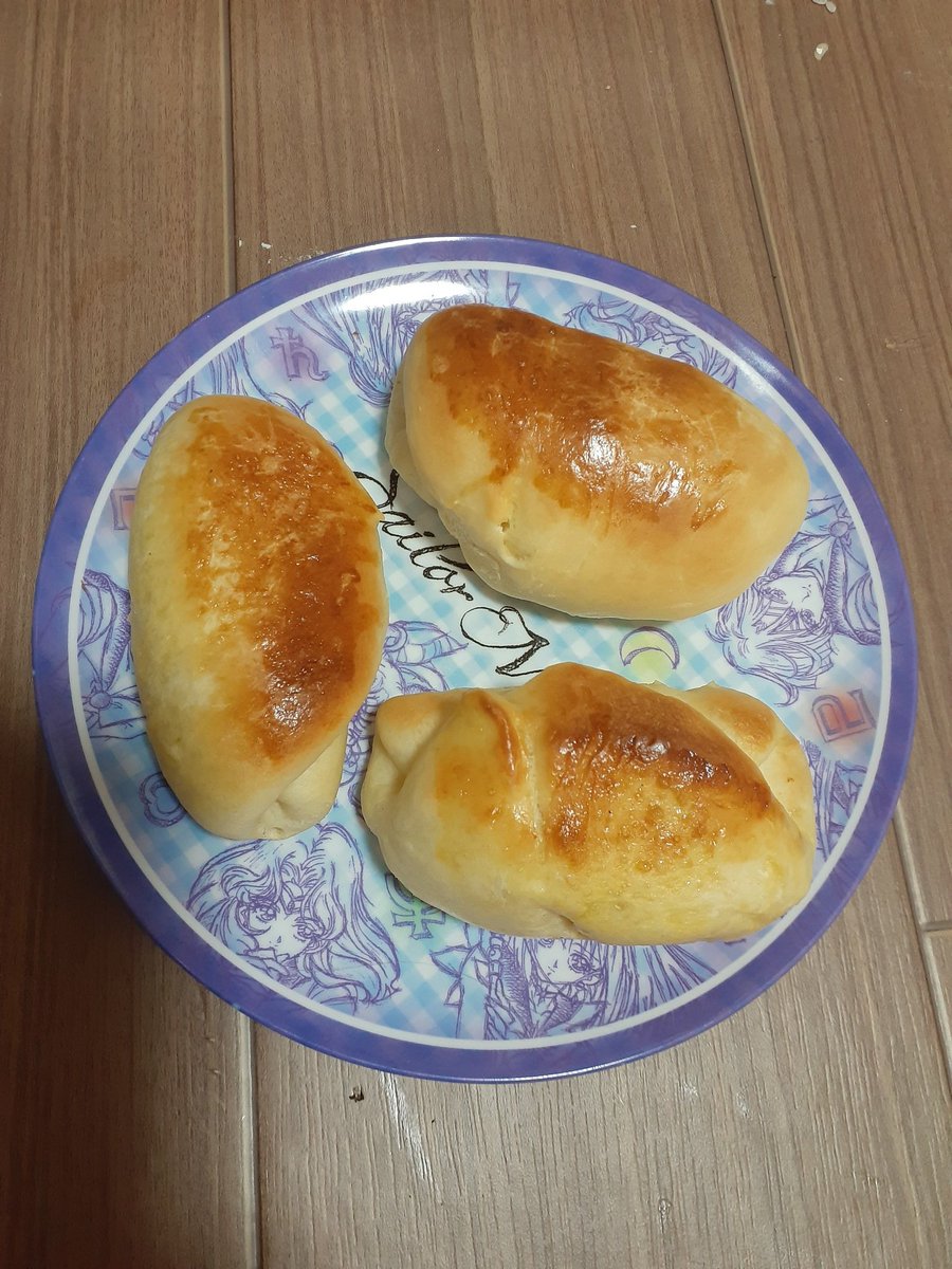 AyaxMemorys's tweet photo. バターロールパンつくったー。 https://t.co/xZnPw0cWTc