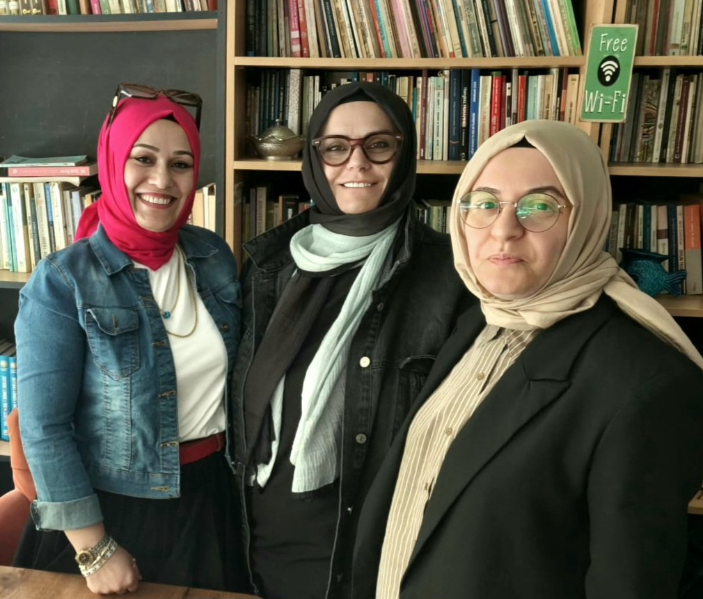 🦋𝕂ℍ𝕂 𝕃𝔼𝕐𝔻İ𝕊İ tweet media