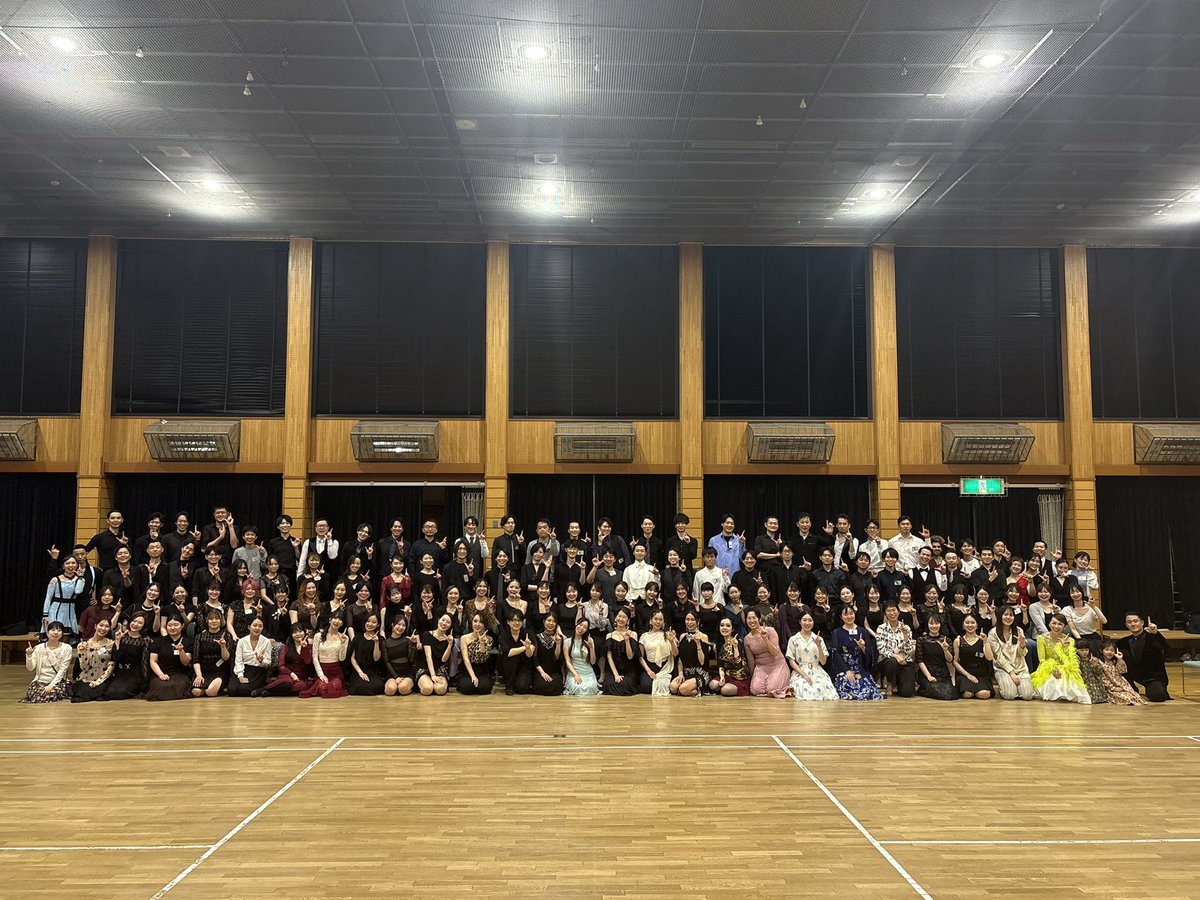 20〜30代の社交ダンスサークル・教室サークルJ 

本日は「トライアルダンス」イベント。国分寺、横浜も勢揃いで、130名弱の初心者から経験者までが、楽しんでいます！

トライアル、ジルバ大会、ダンスタイム、経験者コンペなどなど。

プロデモは、藤原・増田組、安田・日高組のトップダンサー2組！