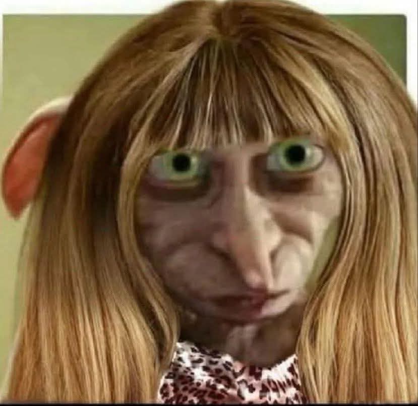 Esta mujer es mala por naturaleza.
SOL SOS LA PRÓXIMA 
#GranHermanoGeneraciónDorada