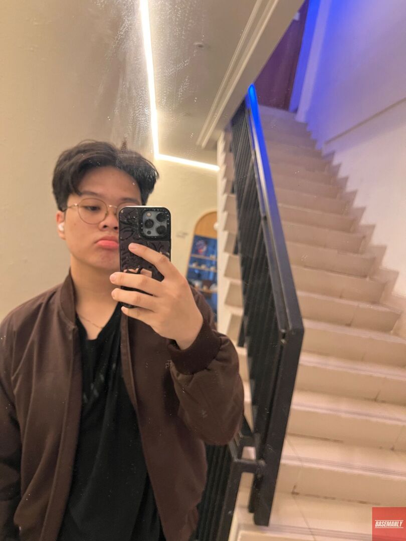 BUKAN BASE RATED tweet media