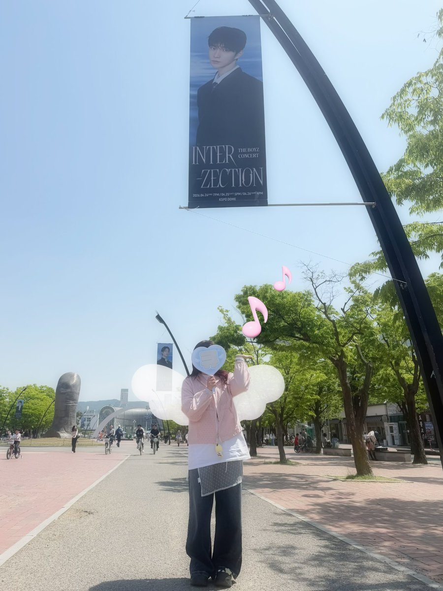 🎀༘⋆ tweet media