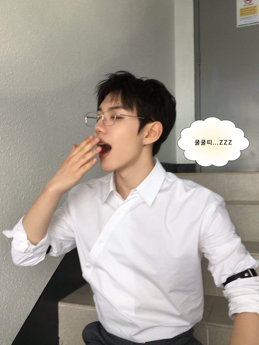 CLOSE YOUR EYES tweet media