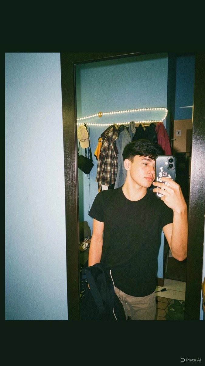 max_vt_'s tweet image. Asli vs filter IG 😭
GK espek anjirt jadinya kek orang bule 🤣😭 #boys