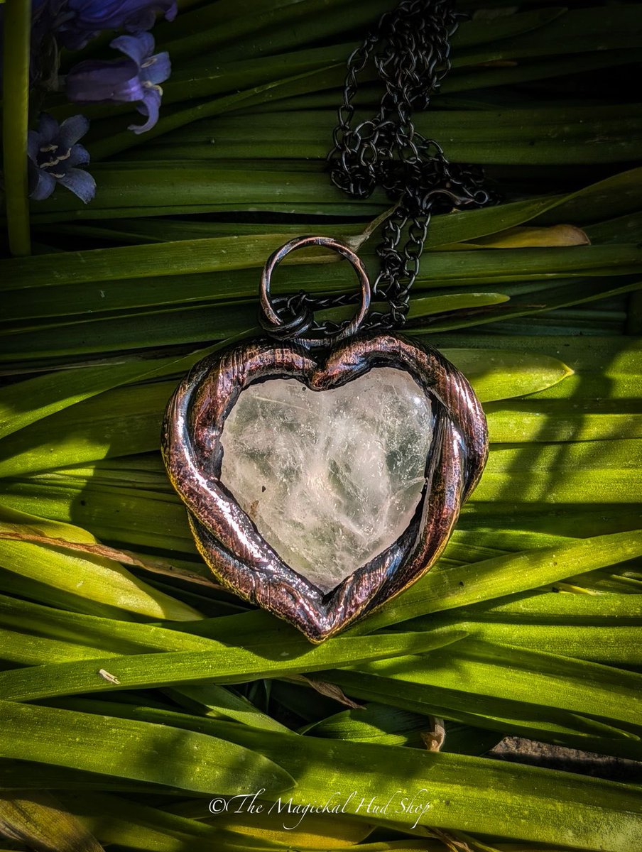 MagickalHudShop's tweet image. True Love’s Kiss is here! An ultra pale #rosequartz #heart of real #love handmade in #wales &amp;amp; #oneofakind - only found on themagickalhudshop.co.uk