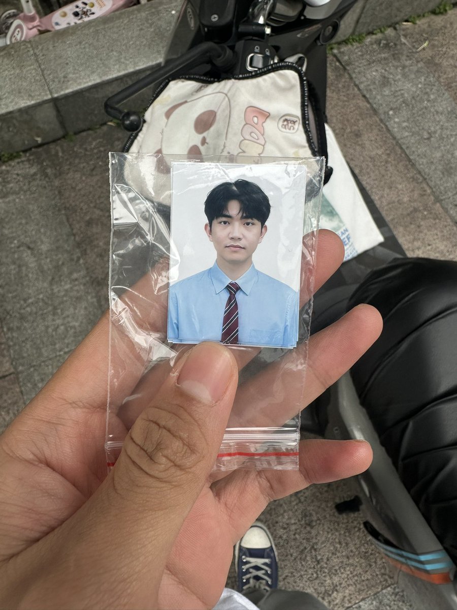 利泽辰光 · Nat tweet media