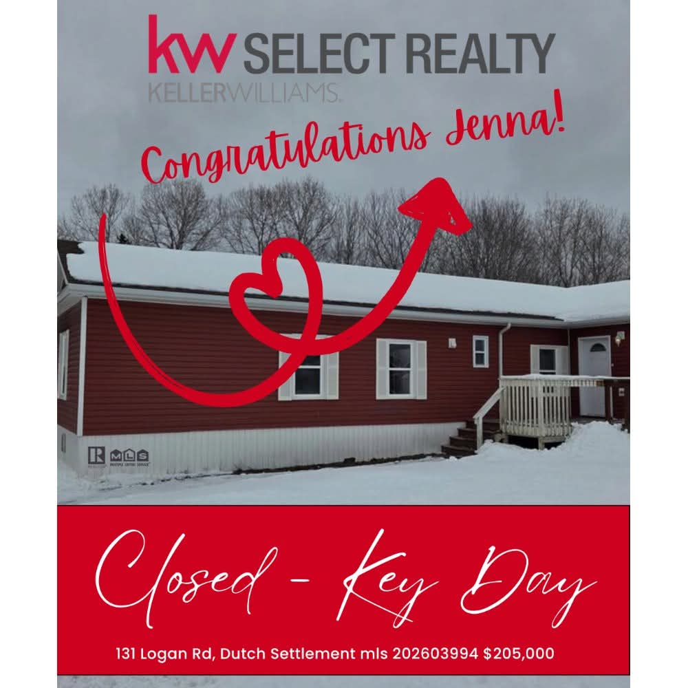 askshellyfirst's tweet image. Budget ✔️ Location ✔️ Funds ✔️
Purchase a home that has great bones in the area that you want to live in then GET BUSY with elbow grease 💪 and put the shine back into a home that needs a little perking up!  
#askshellyfirst #newhome #homebuyers #homesellers #homesforsale