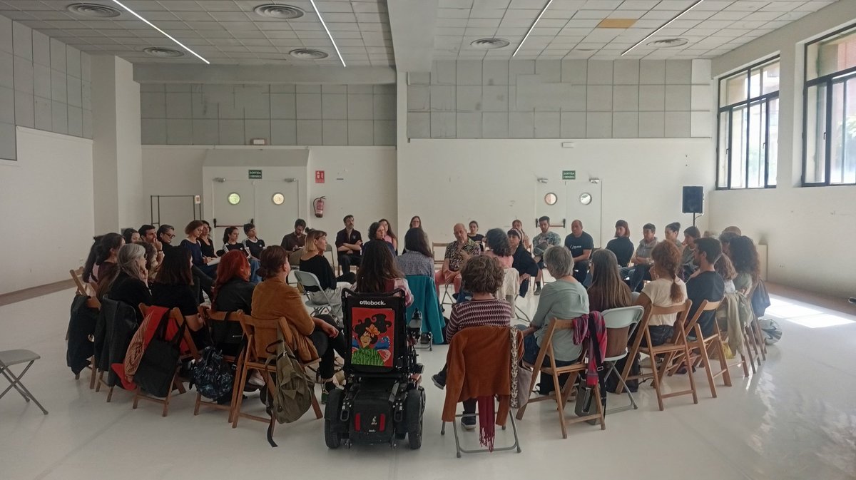 APdCDansa's tweet photo. Comencem el debat del Dia Internacional de la Dansa sobre com ballar pot ser molt més que una expressió artística: pot ser una eina de salut, d’inclusió i de transformació social. https://t.co/idRfsW1Rp8