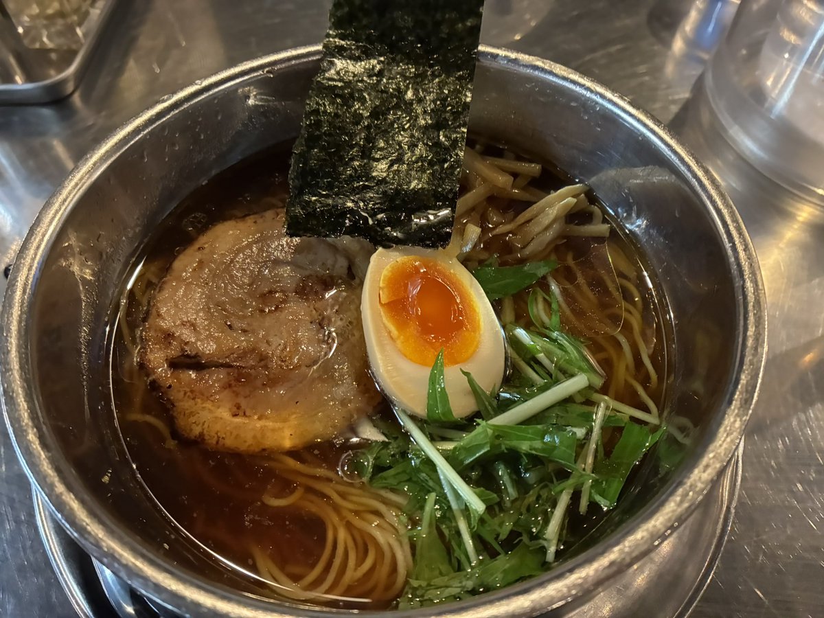 wm22265087's tweet photo. 本日2麺目は久々に厚木市七沢のZUNDBARさんへ！醤油まろ味を注文！いつも柚子塩ばかりでしたが、醤油もうまかった〜😋
#ZUNDBAR https://t.co/1YZj4k4uf9