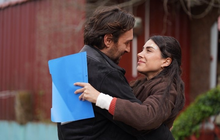 #EsDil 🏔❤️‍🔥🌊 tweet media